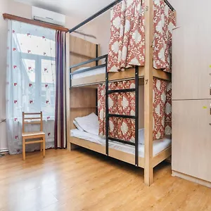 https://pushkin-10-hostel.alltbilisihotels.com
